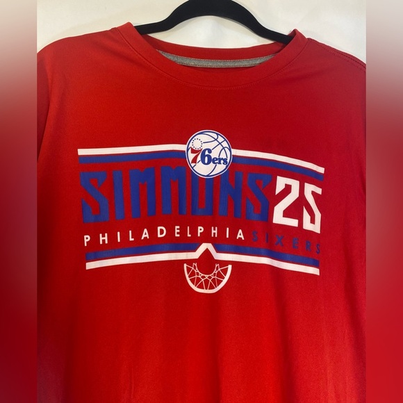 Philadelphia 76ers Simmons 25 NBA Red T-Shirt Short Sleeve Men's Size XL - Picture 2 of 6
